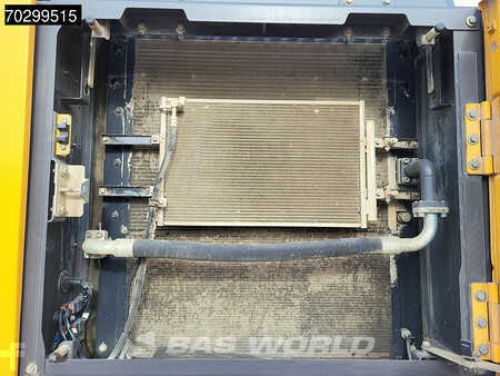 Beltegraver 2017 Volvo EC300 E L (22)