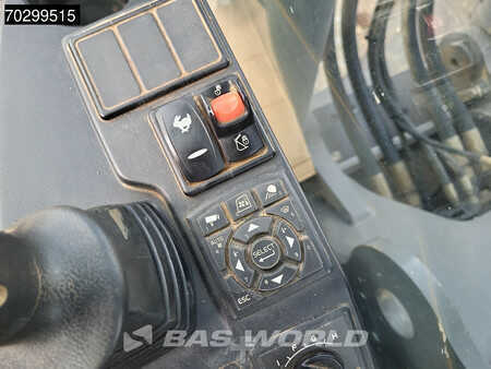 Beltegraver 2017 Volvo EC300 E L (38)