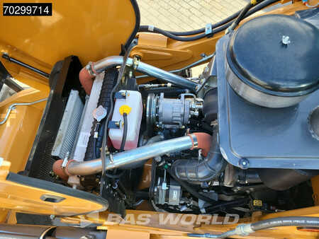 Rigid Backhoe Loader 2025 Case 570SV A/C - 4WD - 4-1 BUCKET - TELESCOPIC STICK (25)