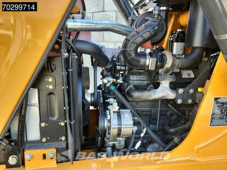 Rigid Backhoe Loader 2025 Case 570SV A/C - 4WD - 4-1 BUCKET - TELESCOPIC STICK (26)