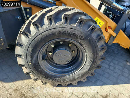 Rigid Backhoe Loader 2025 Case 570SV A/C - 4WD - 4-1 BUCKET - TELESCOPIC STICK (39)