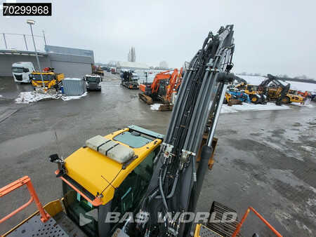 Pelles sur chenilles 2019 Volvo EC300 E L (11)