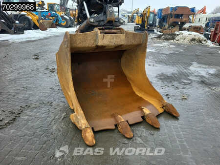 Pelles sur chenilles 2019 Volvo EC300 E L (16)