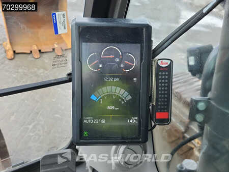 Pelles sur chenilles 2019 Volvo EC300 E L (38)