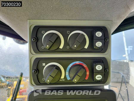 Kolové nakladače 2019 Caterpillar 980 M (40)