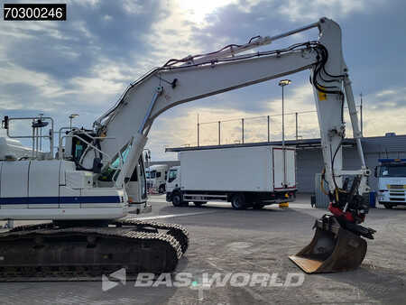 Korečková rýpadla 2017 Komatsu PC210 LC-10 (11)