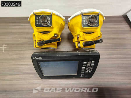 Korečková rýpadla 2017 Komatsu PC210 LC-10 (2)