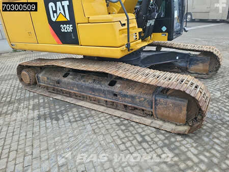 Kettenbagger 2017 Caterpillar 326 F L (39)