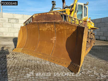 Bulldozers 2010 Liebherr PR764 53 Ton (NOT D9 T) (10)