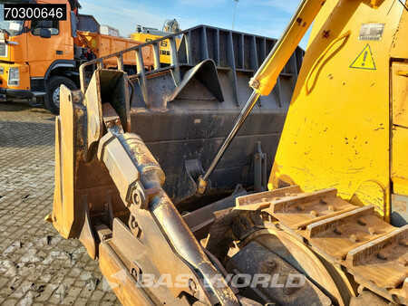 Bulldozers 2010 Liebherr PR764 53 Ton (NOT D9 T) (11)