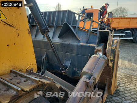 Bulldozers 2010 Liebherr PR764 53 Ton (NOT D9 T) (12)