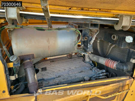 Bulldozers 2010 Liebherr PR764 53 Ton (NOT D9 T) (19)