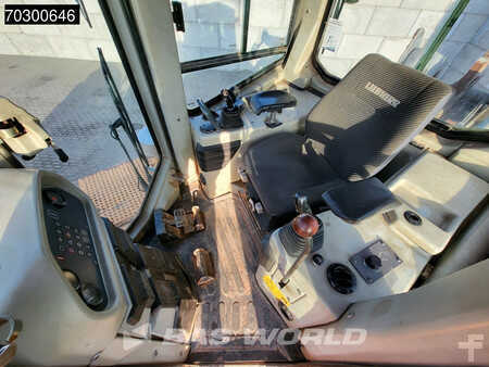 Bulldozers 2010 Liebherr PR764 53 Ton (NOT D9 T) (35)