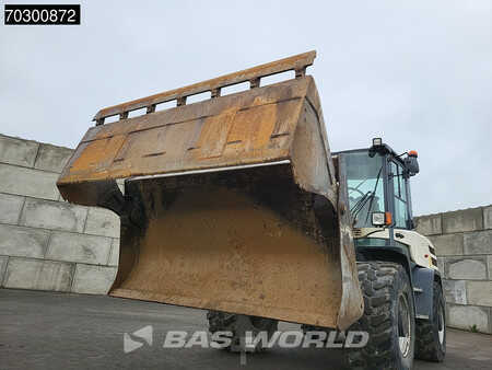 Pyöräkuormaajat 2017 Yanmar TL80 4-1 Buckets + Forks (18)