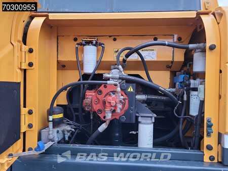 Bæltegraver 2012 Hyundai ROBEX260 LC-9 Lift Cabin (19)