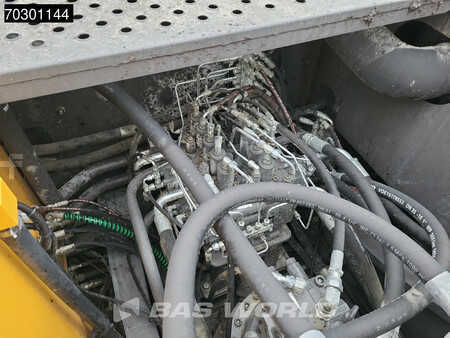 Hydraulic Excavators 2019 Volvo EC300 E L (18)