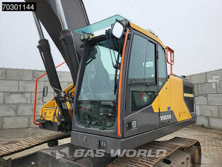 Hydraulic Excavators 2019 Volvo EC300 E L (24)