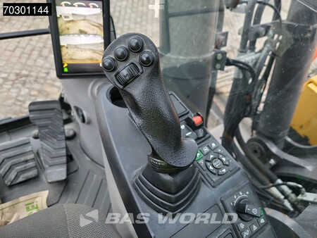 Hydraulic Excavators 2019 Volvo EC300 E L (32)