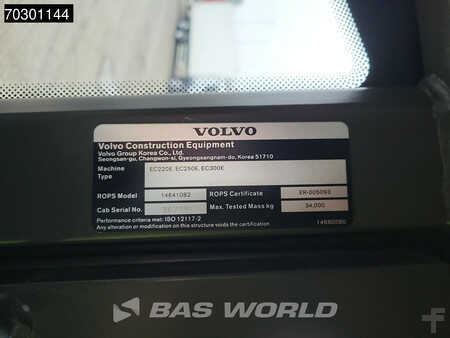 Hydraulic Excavators 2019 Volvo EC300 E L (40)