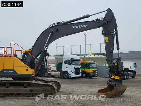 Hydraulic Excavators 2019 Volvo EC300 E L (7)