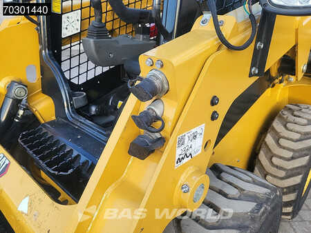 Hjullastare 2022 Caterpillar 226 D3 (21)