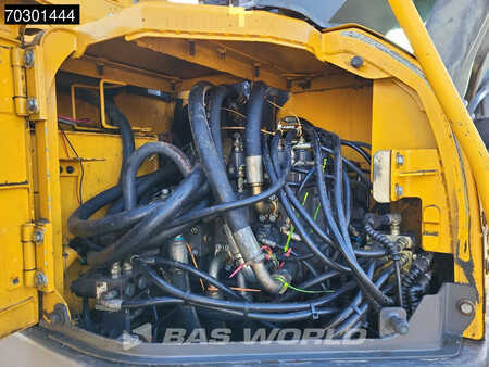 Hydraulic Excavators 2013 Volvo ECR305 C L (18)