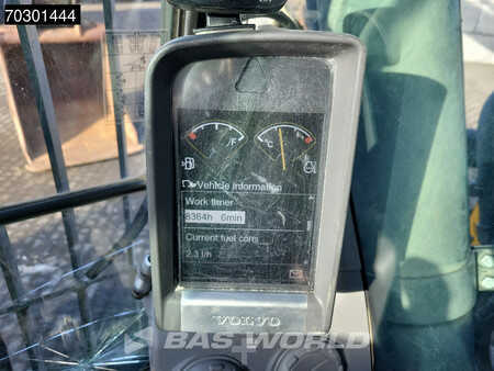 Hydraulic Excavators 2013 Volvo ECR305 C L (36)