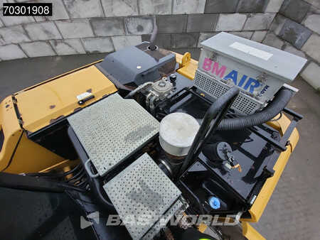 Mobil grävmaskin 2016 Caterpillar M318 F (13)