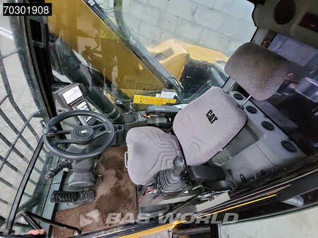 Mobil grävmaskin 2016 Caterpillar M318 F (29)