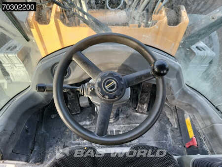 Kolové nakladače 2013 Liebherr L538 High Tip Bucket (33)