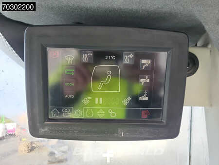 Kolové nakladače 2013 Liebherr L538 High Tip Bucket (37)