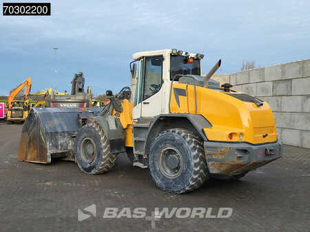 Kolové nakladače 2013 Liebherr L538 High Tip Bucket (7)
