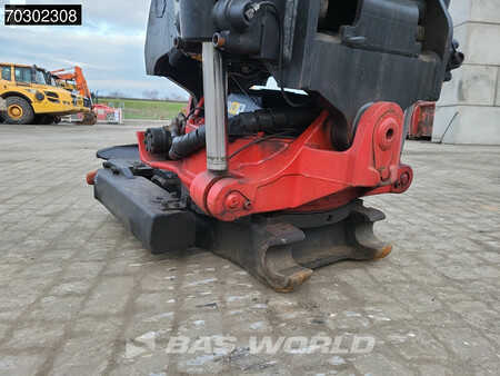 Rupsgraafmachines 2015 Volvo EC250 E L Tiltrotator (12)