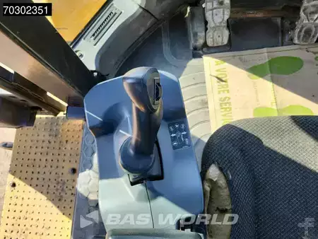 Ładowarki kołowe 2011 Caterpillar 972 K (29)