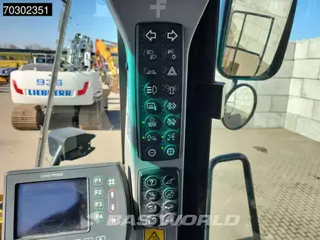 Ładowarki kołowe 2011 Caterpillar 972 K (32)