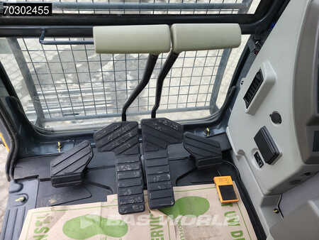 Koparki gąsienicowe 2025 Hyundai R340 L New (35)