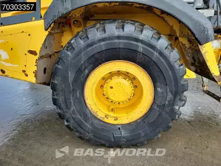 Nivelohjatut dumpperit 2016 Bell B30 E (17)