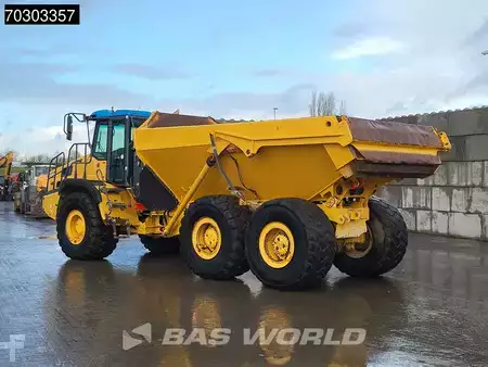 Nivelohjatut dumpperit 2016 Bell B30 E (3)