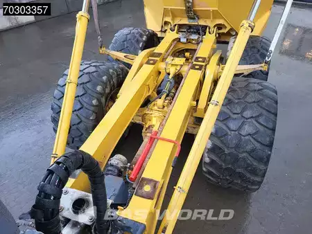 Nivelohjatut dumpperit 2016 Bell B30 E (5)