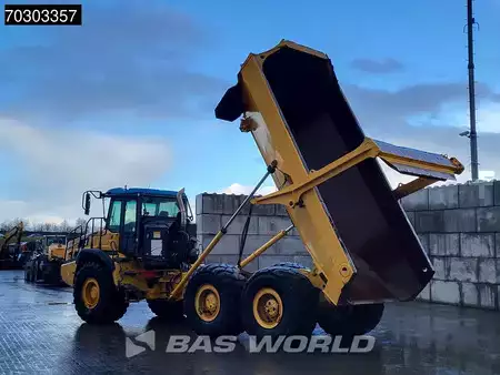 Nivelohjatut dumpperit 2016 Bell B30 E (7)