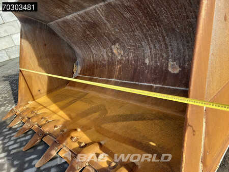 Chargeuse sur pneus 2018 Liebherr L576 (15)