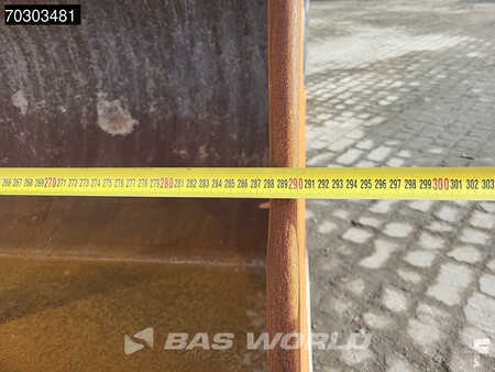 Chargeuse sur pneus 2018 Liebherr L576 (16)