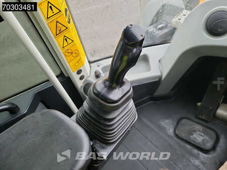 Chargeuse sur pneus 2018 Liebherr L576 (34)