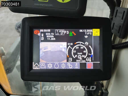 Chargeuse sur pneus 2018 Liebherr L576 (35)