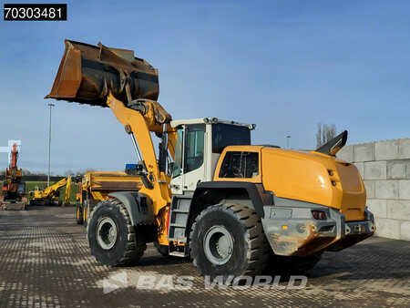 Chargeuse sur pneus 2018 Liebherr L576 (5)