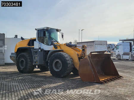 Chargeuse sur pneus 2018 Liebherr L576 (8)