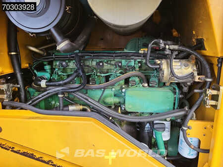 Kerekes rakodó 2003 Volvo L60 E L60E (24)