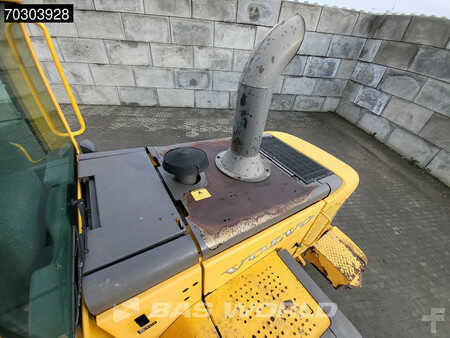 Kerekes rakodó 2003 Volvo L60 E L60E (28)