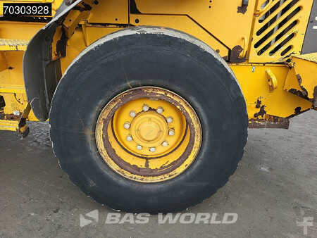 Kerekes rakodó 2003 Volvo L60 E L60E (35)