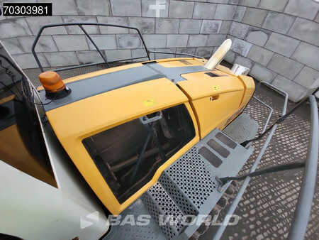 Chargeuse sur pneus 2015 Liebherr L576 (18)